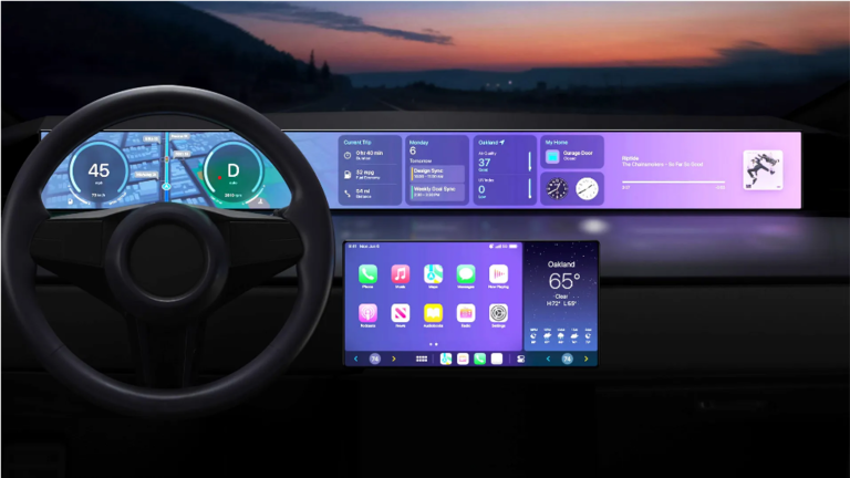 Vehicle dashboard with extensive Apple CarPlay screens